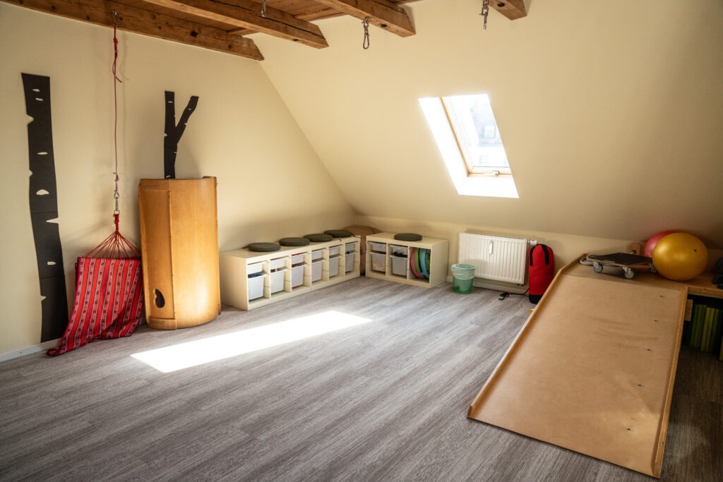 Grünes Zimmer - kl Turnraum (2)