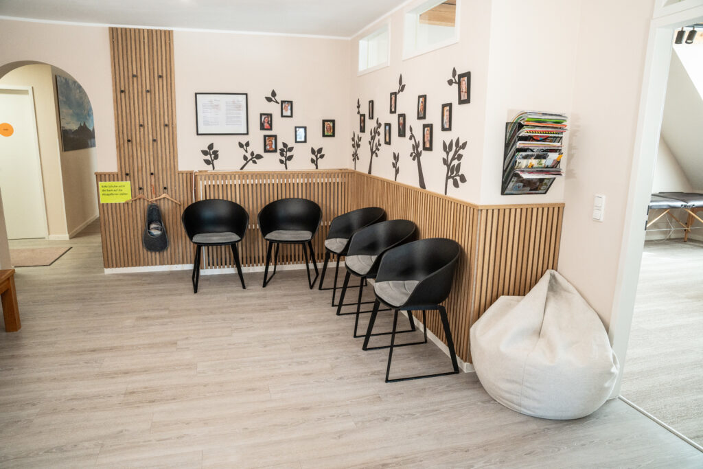 Wartezimmer (4)